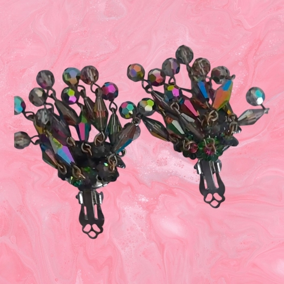 Cha Cha Earrings, Sparkling Rainbow Cluster Dangle Clip on Earrings MCM - Picture 5 of 6